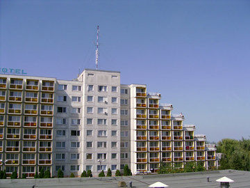 Aranypart Szallo-Koezoessegi Szallashely Siófok Esterno foto